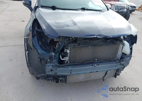 2022 Cadillac Xt5 Fwd Luxury z USA, uszkodzony, nr VIN 1GYKNAR48NZ131471